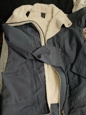 Oakley Gray Jacket with Cream Sherpa Lining